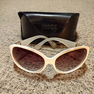 FENDI Pre-owned Sunglasses FS386-109-62-15-125. Made in Italy